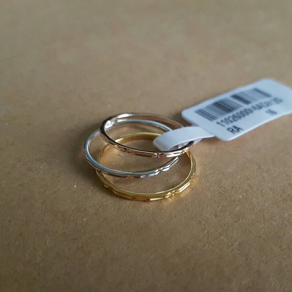 Three Color Gold Band Style Ring Set